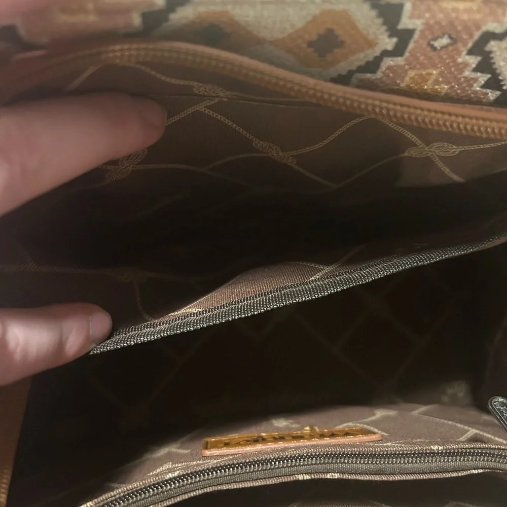 Wrangler Beige, Brown & Tan Patterned Canvas Tote with Detachable Strap - Picture 5 of 5